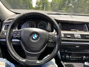 Offre exceptionnelle : BMW Série 5 Gran Turismo 535i xDrive AWD d'occasion, modèle 2014 - Product Image 2