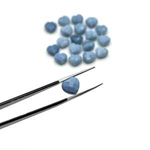 Perles de pierres précieuses en opale bleue facettées en forme de cœur 8 MM en vrac - Product Image 4