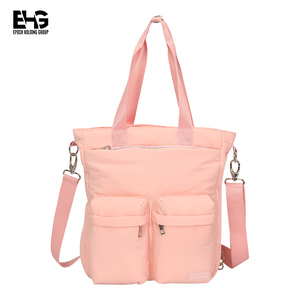 Sac fourre-tout minimaliste pour femme avec logo personnalisé, idéal pour les trajets urbains, le shopping et les voyages – Design polyvalent pour collection de <span class=keywords><strong>marque</strong></span> - Product Image 6