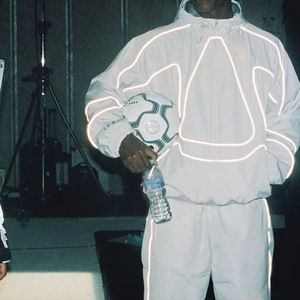 Nuevo Conjunto Deportivo de Invierno Personalizado, Ropa Deportiva Urbana, Chaqueta Reflectante de Algodón Grueso y Pantalones Jogger, Cortavientos, Chándal para Hombre - Product Image 1