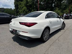 พร้อมส่งมอบอย่างเรียบร้อย Mercedes-Benz CLA 250 FWD ปี 2025 มือสอง รับประกัน 3 ปี - Product Image 3