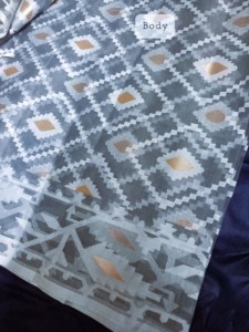 Sari Informal para Mujer de Excelente Calidad myEthnix, Muselina de Algodón Fino, Largo hasta el Suelo, Secado Rápido, Estampado Digital Gris, India, Pakistán - Product Image 3