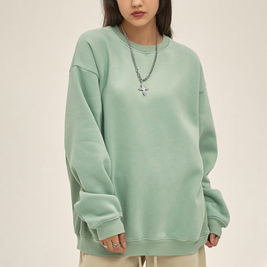 Ensemble de sweat-shirts à manches longues personnalisés pour femmes, en molleton, avec logos brodés, style uni, coupe décontractée - Product Image 1