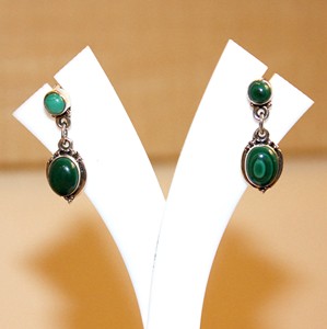 Boucles d'oreilles pendantes en argent sterling 925 et malachite, faites à la main pour collectionneurs et passionnés - Product Image 6