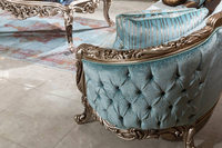 Ensemble de meubles de salon luxueux et modernes pour appartement, canapé et fauteuils rembourrés en velours, table sur piédestal en bois massif, style royal