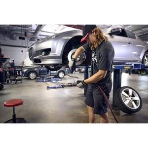 Clé à cliquet pneumatique de 1/2 pouce avec un couple de serrage de 80 pi-lb et une vitesse de 625 tr/min pour les travaux de fixation et de réparation - Product Image 1