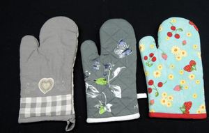 Ensemble de gants de cuisine et porte-casseroles, résistant à la chaleur, outil micro-ondes 100% coton, dos en silicone, fabricants bon marché, vente en gros - Product Image 4