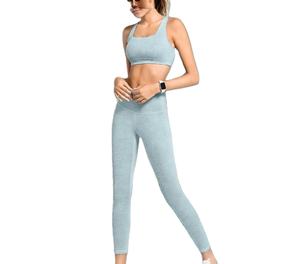 Fabricant sur mesure proposant des ensembles de yoga 2 pièces pour femmes avec logo personnalisé pour les commandes en gros et les exportateurs internationaux. - Product Image 4