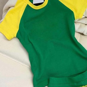 Transpirable Ligero Conjunto personalizado para mujer Logotipo personalizado Conjunto de 2 piezas Conjunto sólido para mujer Ropa informal Servicio OEM - Product Image 3