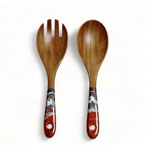 ชุดอุปกรณ์เสิร์ฟสลัดไม้ทำมือสีส้ม ทำจากไม้ธรรมชาติ พร้อมที่ตัก 2 อัน ทำจากวัสดุที่ยั่งยืน - Product Image 6