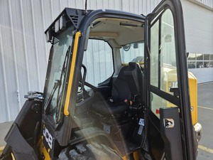 รถตักล้อยาง300 JCB - Product Image 2
