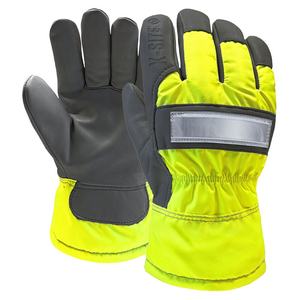 Guantes utilitarios profesionales con tela resistente al desgarro, agarre antideslizante y comodidad durante todo el día, ideales para mecánicos fabricados en Pakistán - Product Image 1
