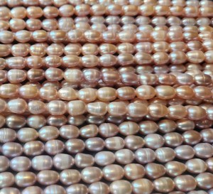 Cuentas de perlas redondas de agua dulce doradas Cultivadas de la India, cuentas sueltas sin tratar para la fabricación de joyas, efectos ópticos - Product Image 2