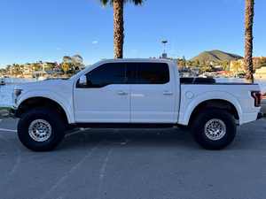 Ford F150 Raptor Usado del 2019 - Product Image 2