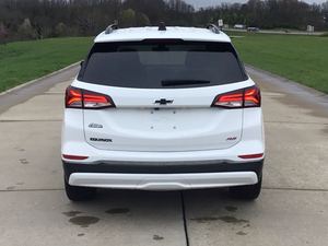 2023 chevr-olet EQ-U-I-NOx ใช้1RS FWD สะอาด