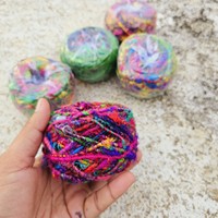 100% fil de soie Sari recyclé multi-épais teint motif respirant Textiles de maison tricot à la main broderie Anti-pilule non tissé