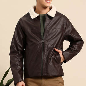 Chaqueta de Cuero Estilo Motero, Diseño Único, Ecológica, Impermeable, Transpirable, Cortavientos, Abrigada para Invierno, Totalmente Personalizable - Product Image 2