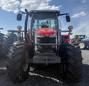 Tracteur 2025 Massey Ferguson 6S.155-Puissance polyvalente dans un design compact - Product Image 1