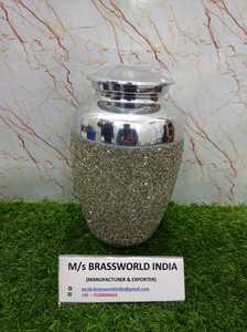 ที่ขายดีที่สุดออนไลน์อลูมิเนียมผู้ใหญ่แม่มุกโลหะสีดำศพโกศสำหรับขี้เถ้ามนุษย์โดย Brassworld อินเดีย - Product Image 6