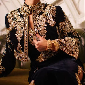 Veste noire tendance 2025 et robe Badroune avec de magnifiques broderies, perles de cristal, pierres, perles et travail à la main Dabka Zari - Product Image 1