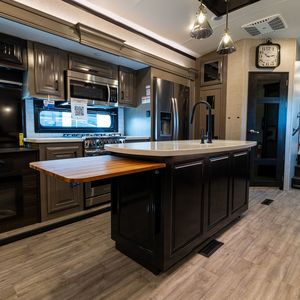 Empresa de alta calidad, caravana móvil, caravana, remolque, 4x4, RV, precio barato, caravana de viaje por carretera, casa móvil a la venta - Product Image 5