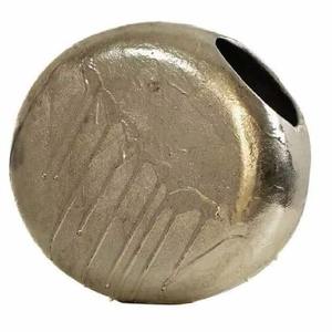 Florero de plata de aluminio clásico Artículo decorativo artístico hecho a mano Perfecto para interiores tradicionales y contemporáneos - Product Image 4