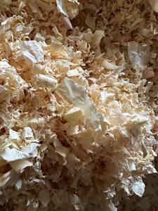 Clean & Fluffy Pine Wood Shavings from Vietnam for Animal Bedding, Poultry & Farm Animals - Product Image 2