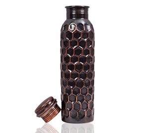 Botella de agua de cobre con acabado antiguo con propiedades antibacterianas naturales, atractivo estético elegante para llevar agua saludable - Product Image 3