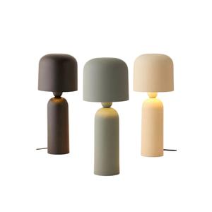 Lámpara de mesa de hierro de diseño europeo de lujo, ecológica, alimentada por CA para decoración del hogar, hoteles, bodas, fiestas - Product Image 6