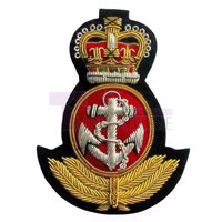 Patch en PVC souple personnalisé, couleur unie, design inspiré des écussons, style classique, forme/taille/impression personnalisées, épingle de sûreté