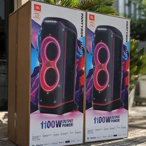 ORIGINAL NUEVO EN PAQUETE Altavoz Amplificado Ultimate de 1100 W con 2 Micrófonos Inalámbricos - Product Image 2