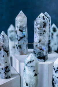Venta al por mayor Natural Rainbow Moonstone Jembo Flashy REIKI Meditación Cristales Feng Shui Piedra Semipreciosa Artesanía - Product Image 3