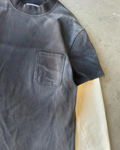 Nouveau T-Shirt oversize à épaules tombantes graphiques de haute qualité Fabricant de t-shirts de sérigraphie Boxy court et lourd - Product Image 4