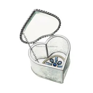 Vintage Heart-Shaped Jewelry Box Etched Decorative Reasonable Metal Iron With Glass Customizable Size