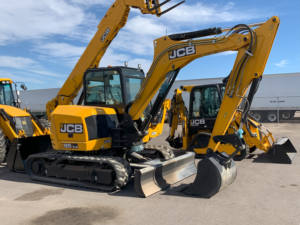 Cargador de Troncos JCB 2023 y Minicargador, Cargador de Tractor y Cargador Frontal con Motor FPT, 2 Años de Garantía - Product Image 2