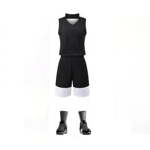 Kit d'uniforme de basket-ball sublimé respirant à motif de vêtements de sport personnalisés XS avec logo brodé comprenant des maillots et des shorts - Product Image 6