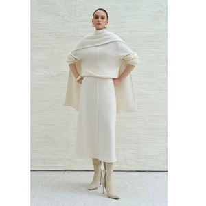 ผ้าพันคอสำหรับผู้หญิงหรูหรายาว200ซม. ESOL ผ้าพันคอยาวสไตล์หรูหราบริการ ODM ผ้าขนสัตว์สองชั้นแบบสองชั้นสไตล์หรูหราสำหรับผู้หญิง - Product Image 3