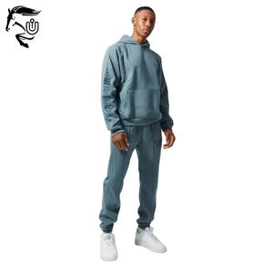 Chándal y chándal personalizados para hombre con estampado de silicona de alta calidad y en 500 GSM algodón polar traje de dos piezas para hombre - Product Image 6