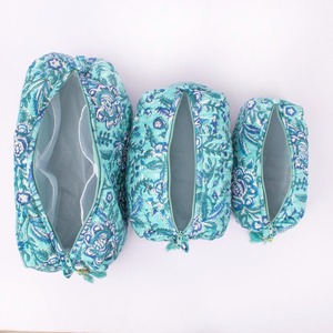 Conjunto de bolsa de maquillaje de algodón con cremallera acolchada para mujer de 3 piezas ecológica, bloque resistente al agua, almacenamiento de cosméticos impreso para boda - Product Image 2