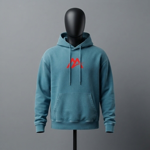 เสื้อฮู้ดดี้ผู้ชาย MATTIERA สีฟ้าอมเขียวแบบวอช พร้อมโลโก้สีแดง ผ้าฟลีซ สไตล์สตรีทแวร์ลำลอง เสื้อฮู้ดแบบมีฮู้ด สั่งทำได้ ขายส่ง OEM Appa - Product Image 1