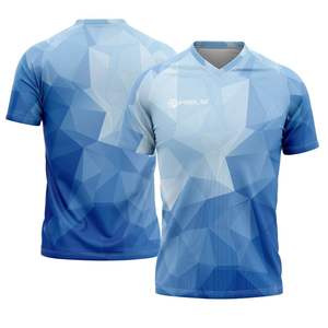 Venta al por mayor de ropa de fútbol de diseño personalizado de rayas con características sublimadas - Product Image 2