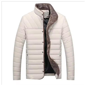 Chaqueta acolchada de burbujas de diseñador ligera para hombre, logotipo bordado personalizado, bolsillos con cremallera, estilo de calle, Abrigo acolchado de invierno - Product Image 2