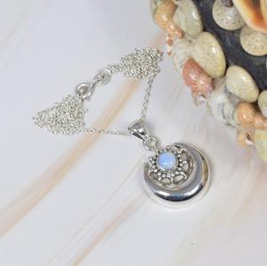 Milky Opalite 925 Sterling Silver Gemstone Pendentif Élégant Pendentif Bijoux Faits À La Main Forme Ronde Pendentif Cadeau Pour Noël - Product Image 4