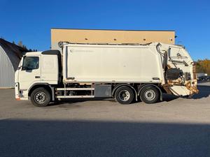 Good Quality USED 2012 VOL VO FM <b>GARBAGE</b> <b>TRUCK</b> 493000KM 4x2 6X2,EURO 5 DIESEL 339HP AUTOMATIC TRANSMISSION - Product Image 2