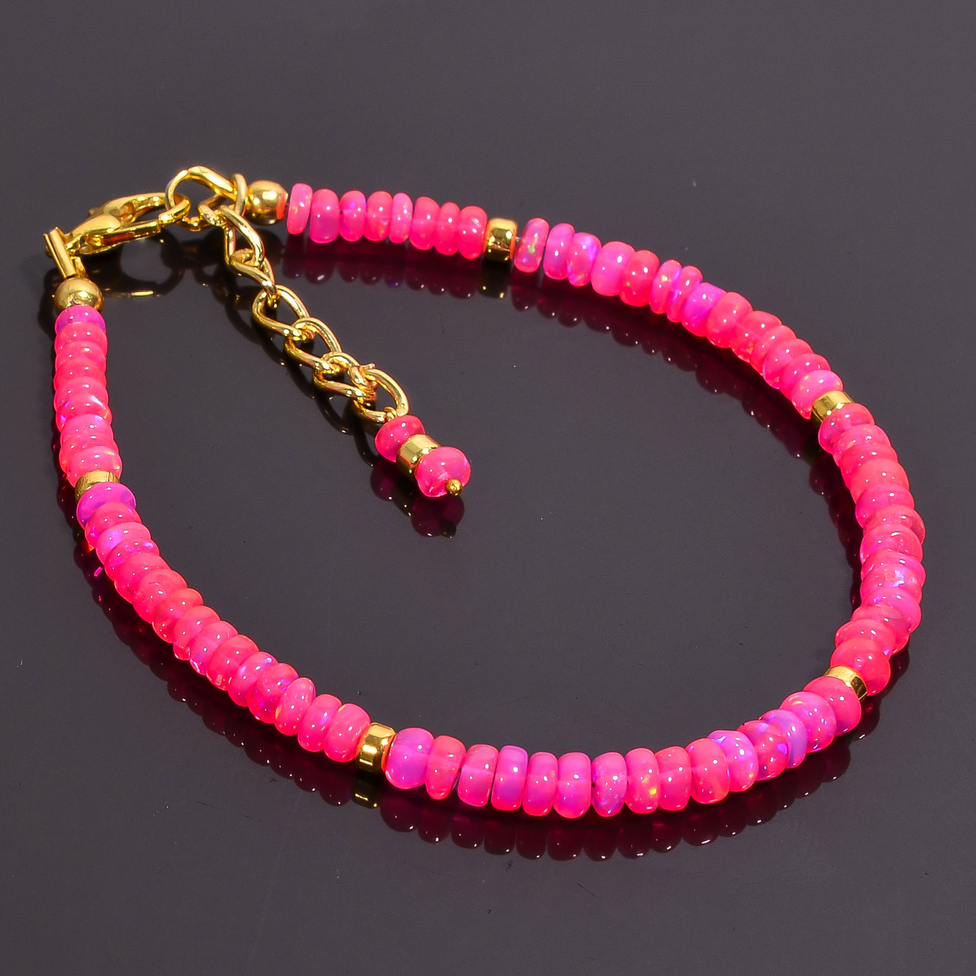 เช่นเดียวกับ