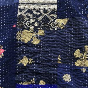 Chaqueta Acolchada Khambadiya Vintage Hecha a Mano para Mujer, Invierno, Patchwork Indio, Hecha de Tela de Chifón - Product Image 3