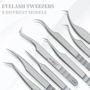 Marque privée conception rationalisée confortable Pince à cils argentée Pointe en fibre d'acier inoxydable Volume de botte Pince à cils Vente en gros - Product Image 1