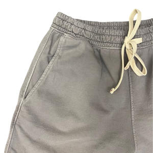 Short vintage personnalisé pour hommes, délavé à l'acide, teinture au soleil, pantalon de survêtement à cordon de serrage avec bord brut, style décontracté 100% coton - Product Image 5