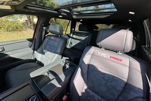 Toyota Sequoia TRD Pro 2024 Usado - Product Image 6