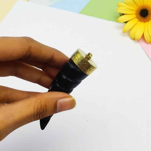 Bijoux pendentifs en os bio qui fusionnent style et nature, conçus pour ceux qui chérissent l'individualité par glowin fashion - Product Image 2